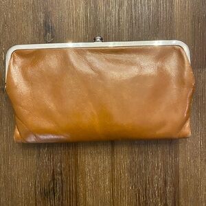 Hobo Lauren Clutch wallet